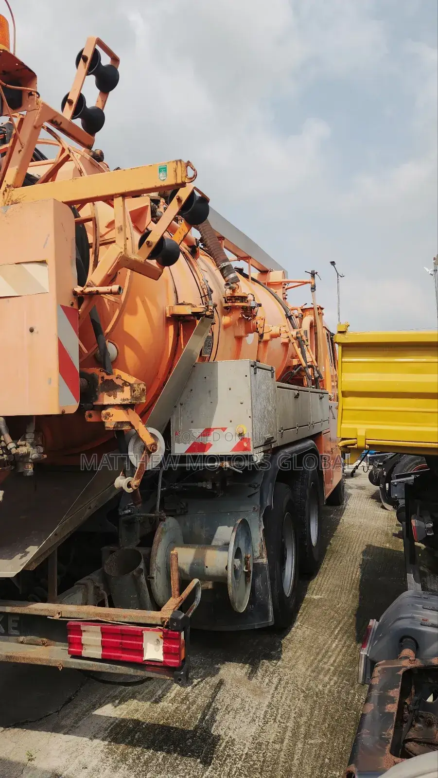 Super Clean Foreign Used Mercedes Benz Sewage Truck
