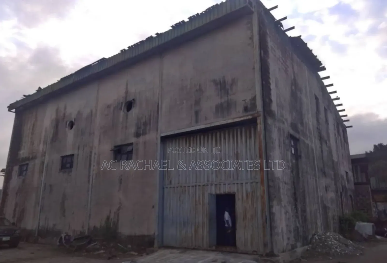 1925sqm Warehouse Self Compound for Lease at Greek Road Apapa