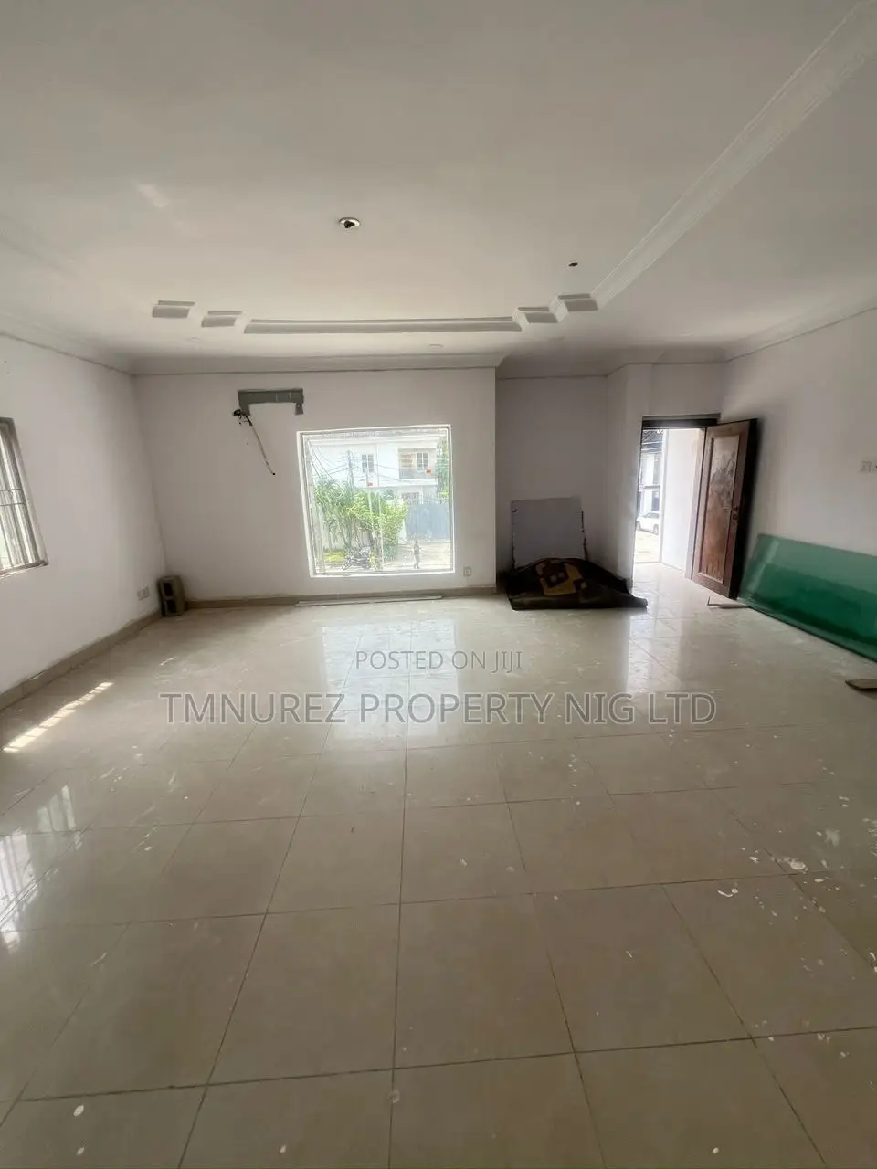 Shop Showroom for Rent at Lekki Phase1