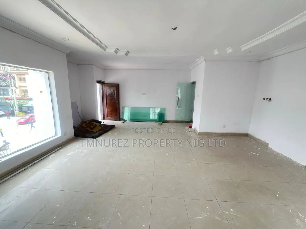 Shop Showroom for Rent at Lekki Phase1