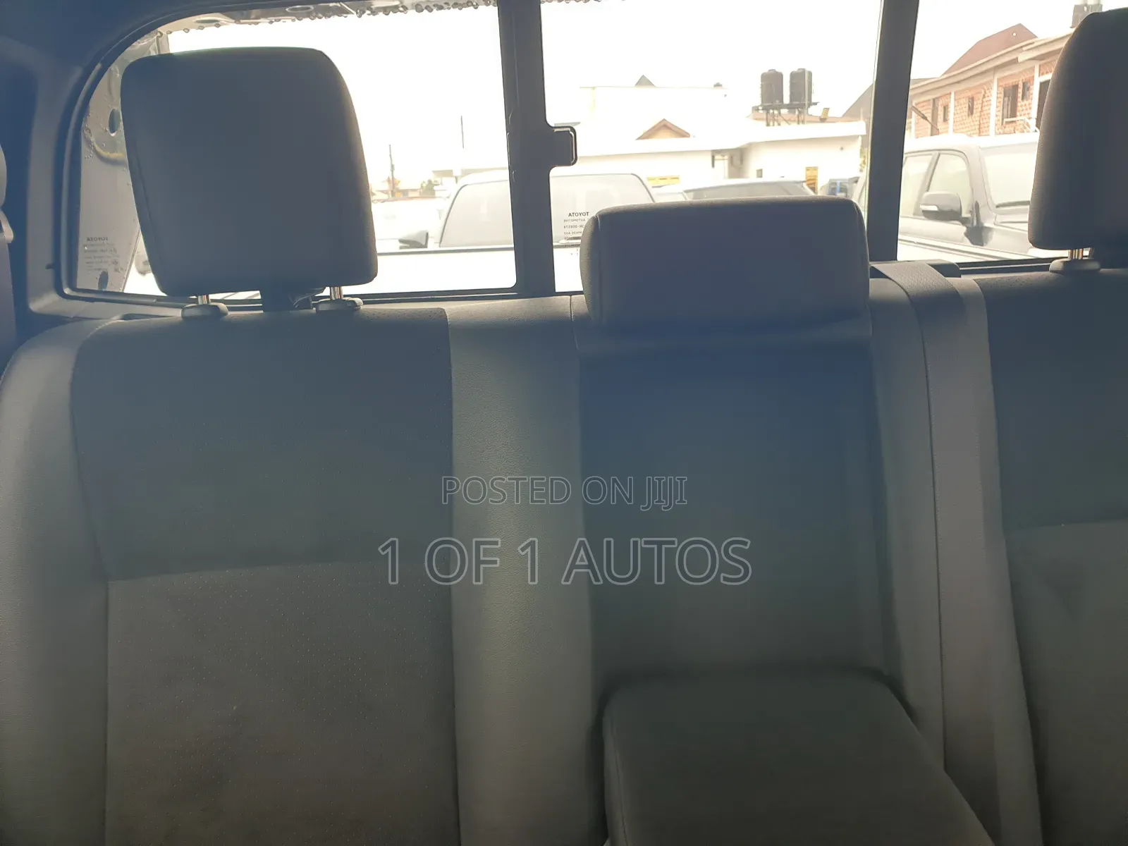 Toyota Hilux 2025 Red