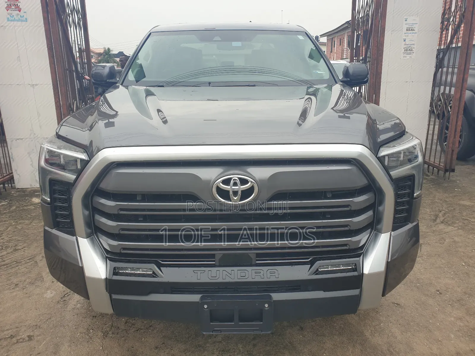 Toyota Tundra Limited Double Cab 6.5' Bed 2024 Black