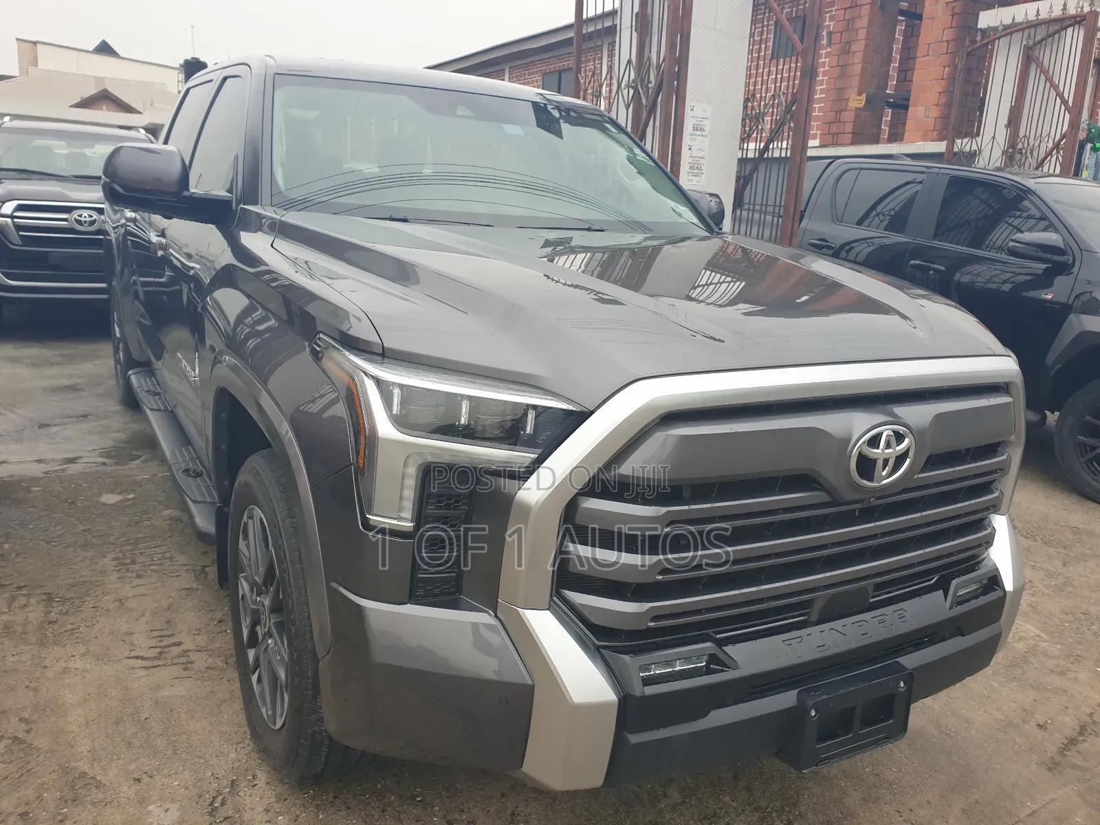 Toyota Tundra Limited Double Cab 6.5' Bed 2024 Black