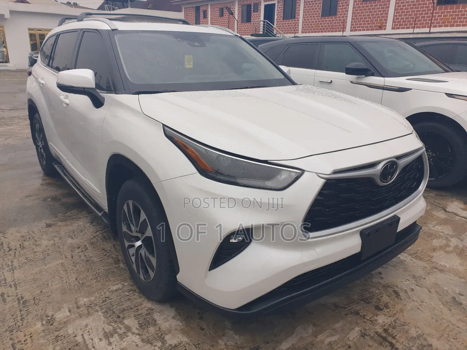 Toyota Highlander XLE AWD 2023 White