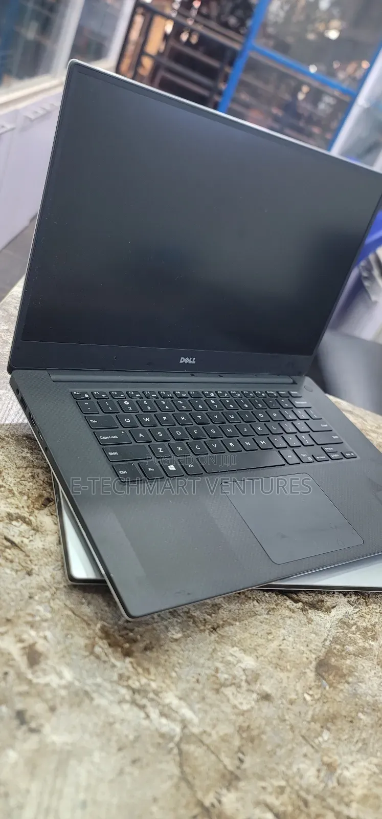Laptop Dell Precision 5520 16GB Intel Core I7 SSD 512GB