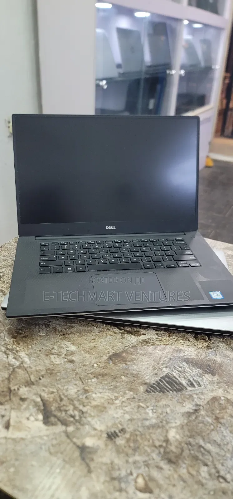 Laptop Dell Precision 5520 16GB Intel Core I7 SSD 512GB