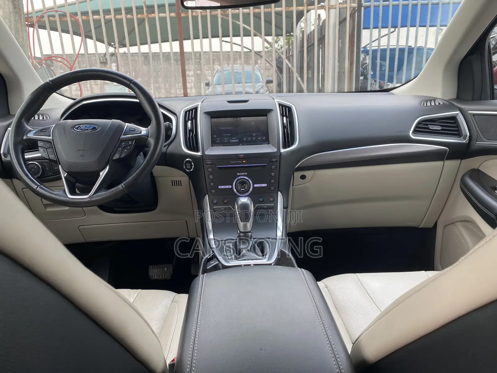 Ford Edge Titanium 4dr SUV AWD (2.0L 4cyl Turbo 6A) 2015 Red