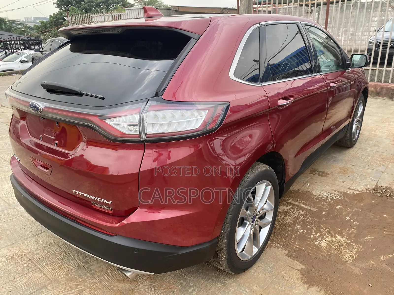 Ford Edge Titanium 4dr SUV AWD (2.0L 4cyl Turbo 6A) 2015 Red