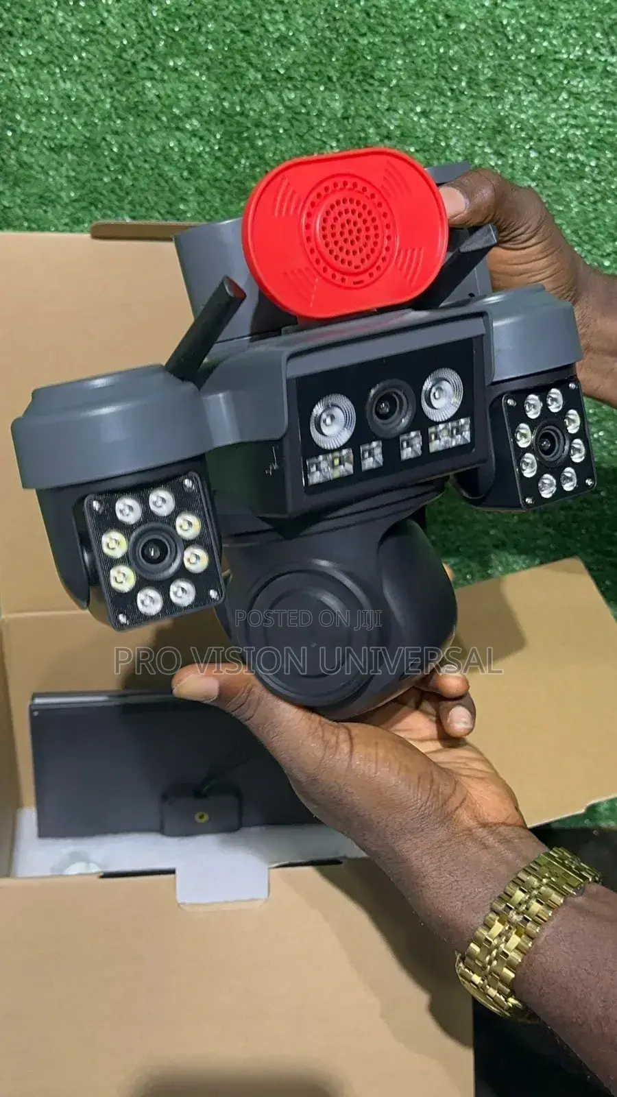 Solar Camera 4lens 4view Security Camera It Uses Sim Card and Memory