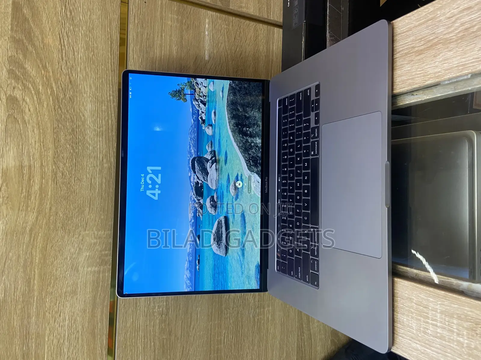 Laptop Apple MacBook Pro 2019 16GB Intel Core I7 SSD 512GB