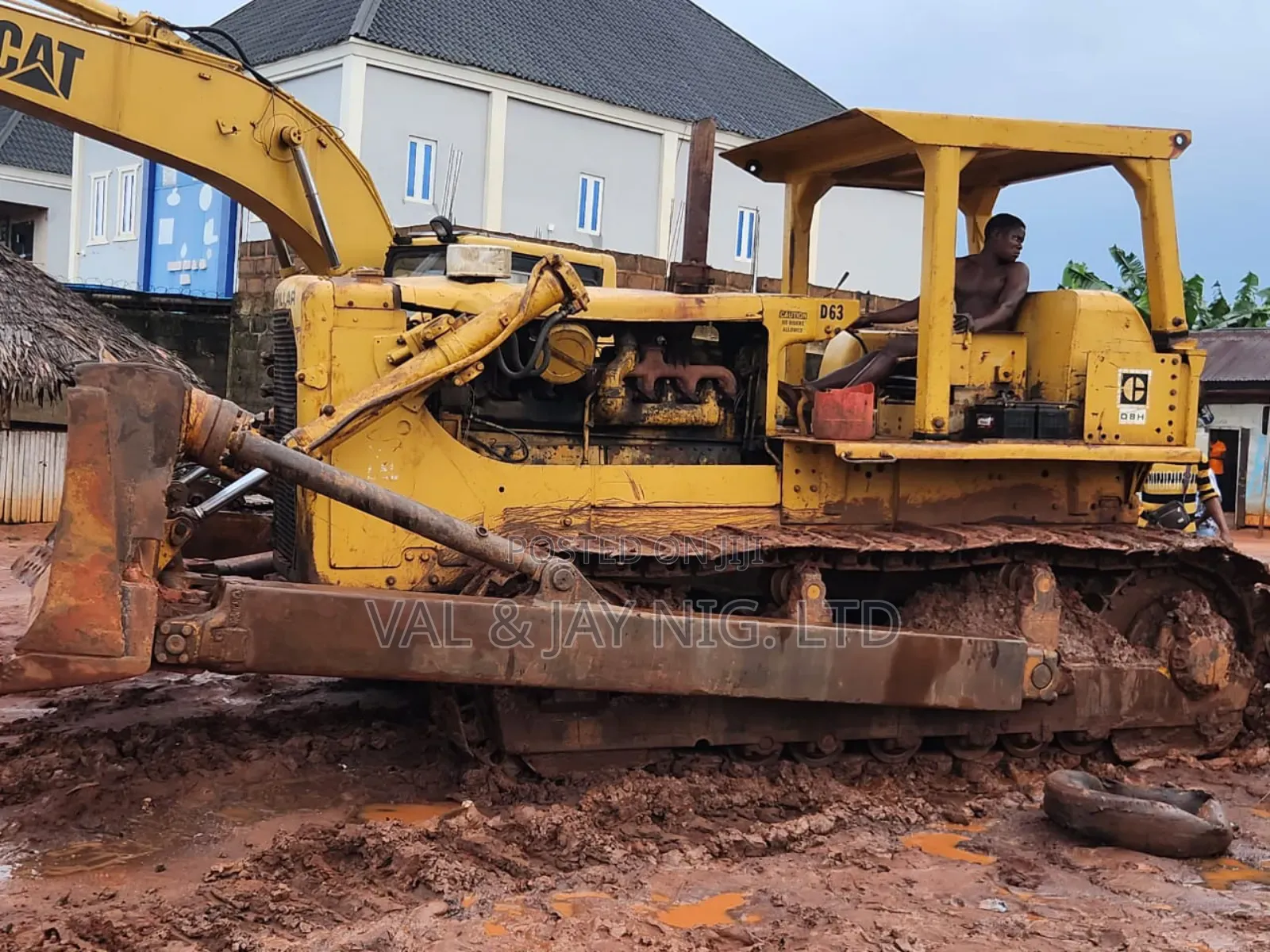 Cat Bulldozer D8h - Nigerian Use Standard