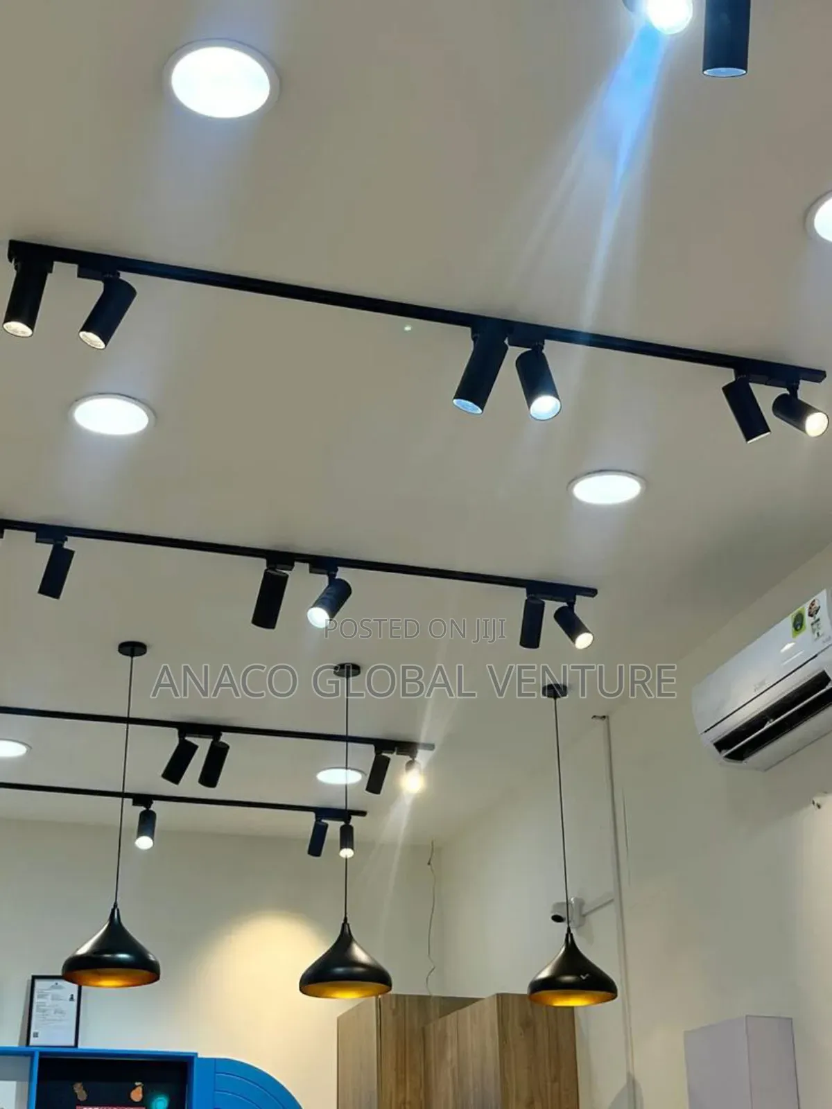 6 in 1 Track Light White and Warm White Light With 2meter Length Rail