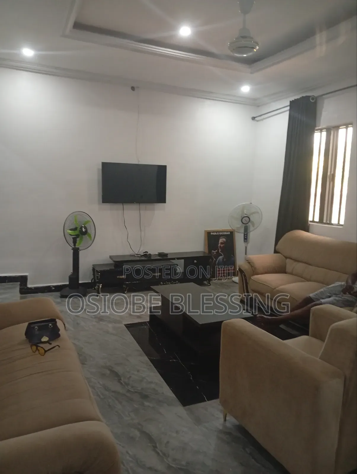 4 Bedrooms for Weekly Stay