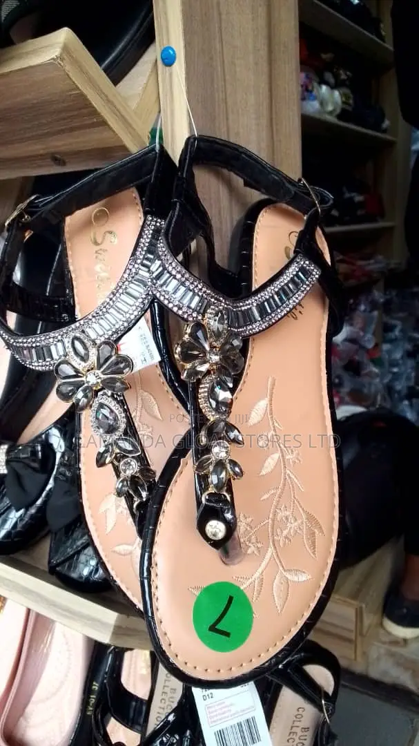 Ladies Black Sandals With Intricate Design