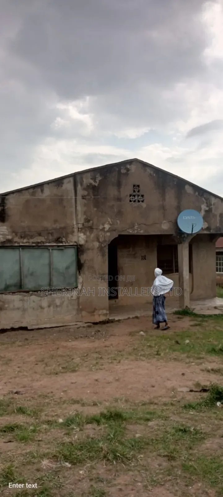 8bdrm House in Boluwaji, Ibadan for sale