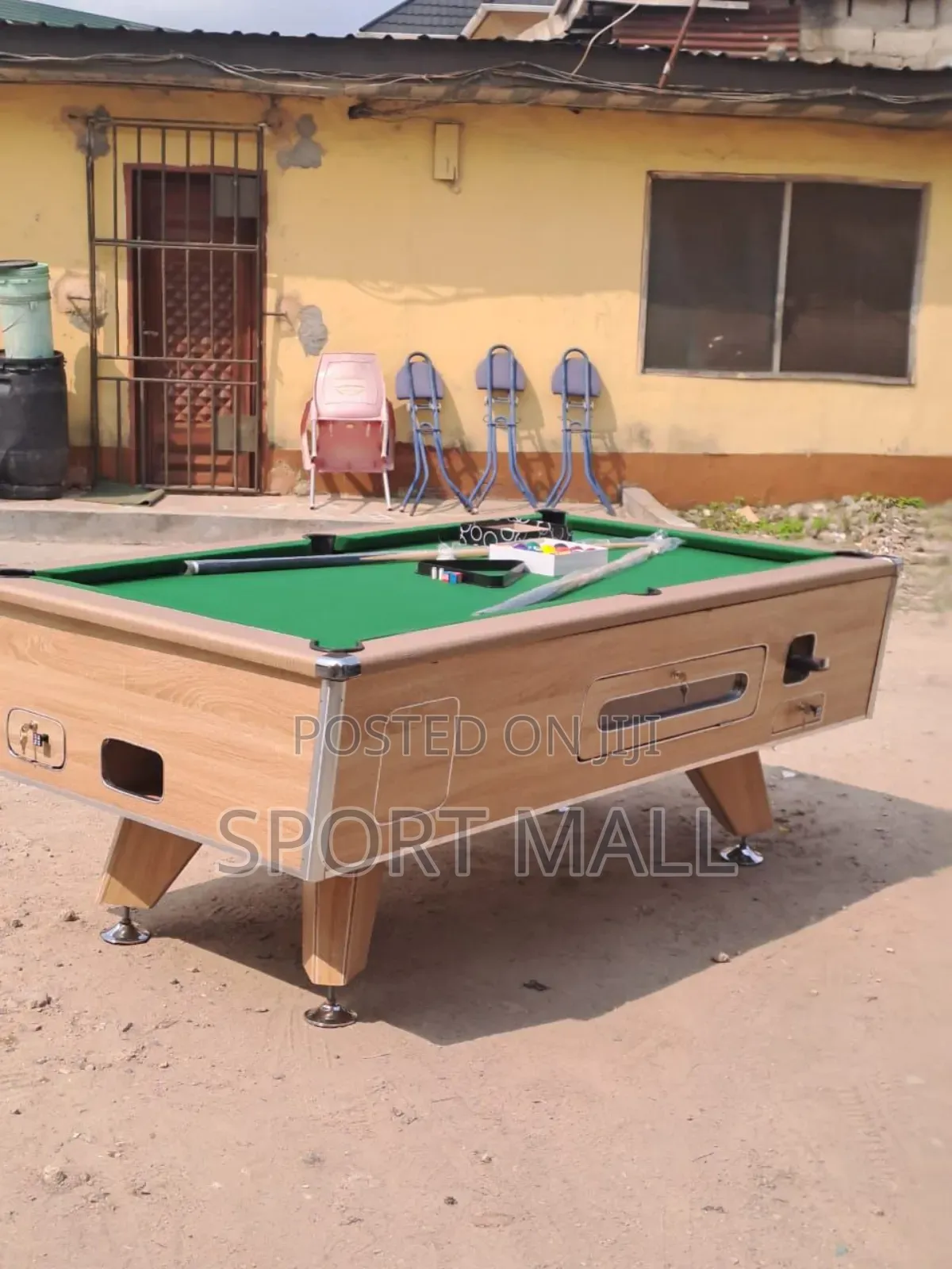 Executive Marble Switch Snooker With Accessories
