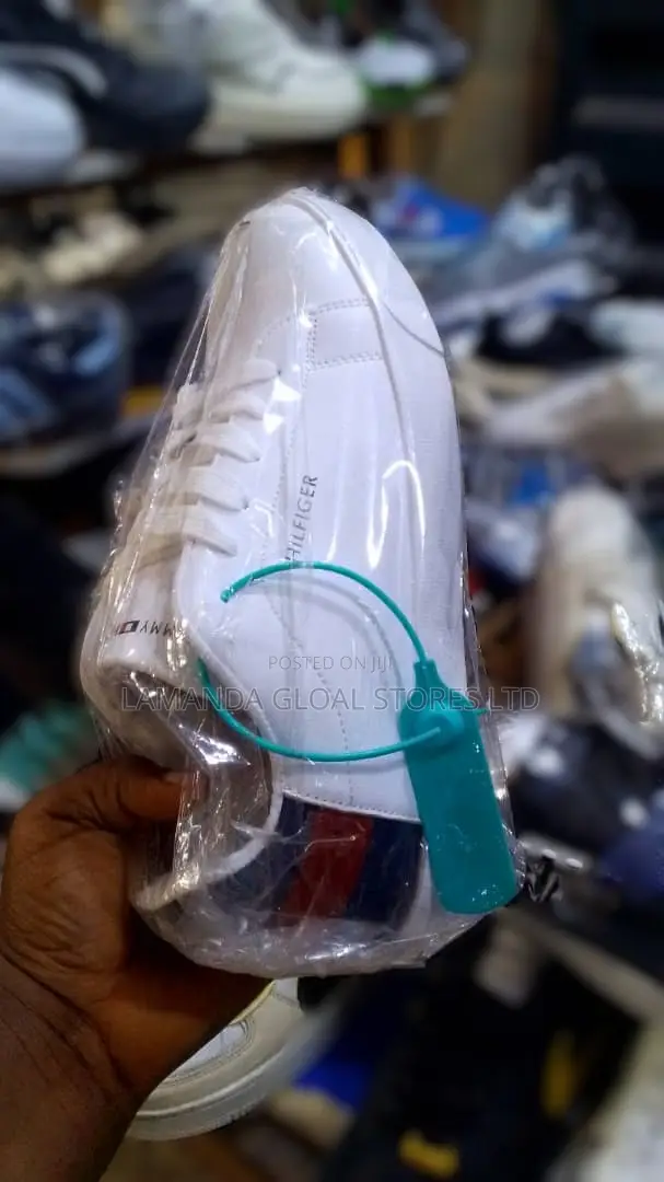 Men White Canvas