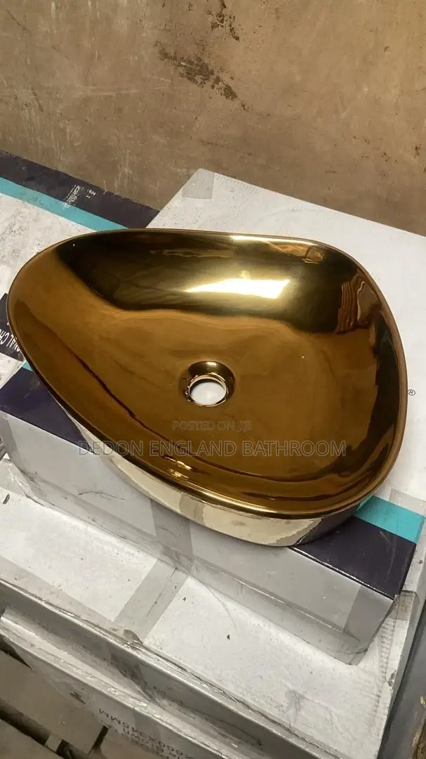 Inner and Outer Gold Countertop Basin