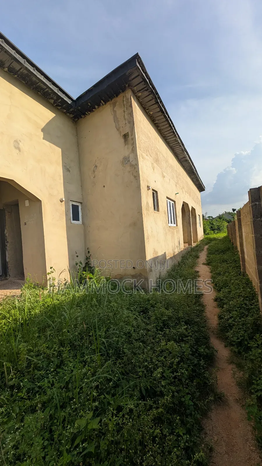 4bdrm Bungalow in Model City Estate, Ojoo for sale