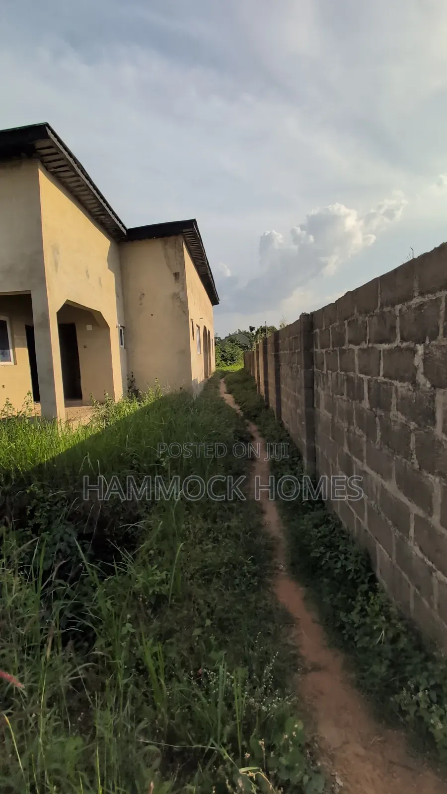 4bdrm Bungalow in Model City Estate, Ojoo for sale