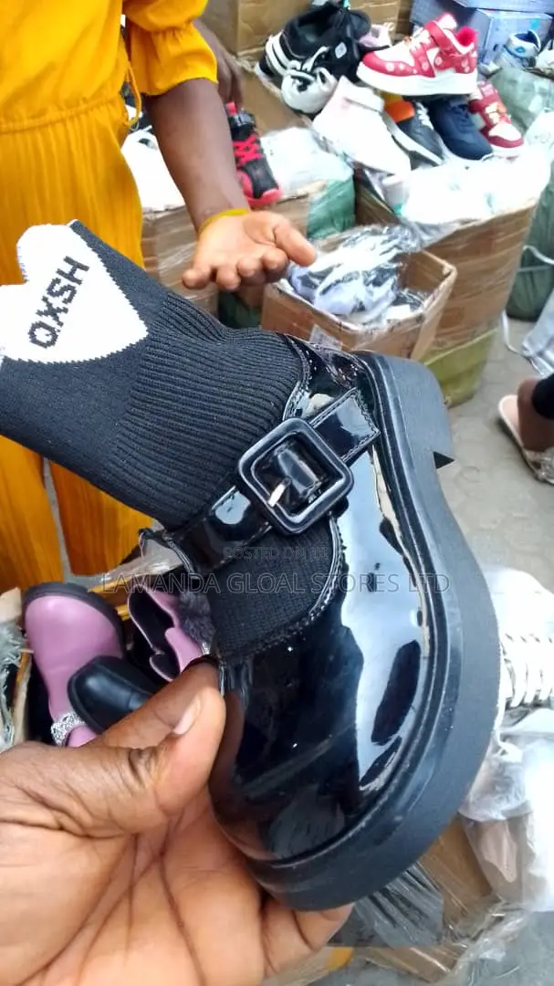 School Girls Black Shoe