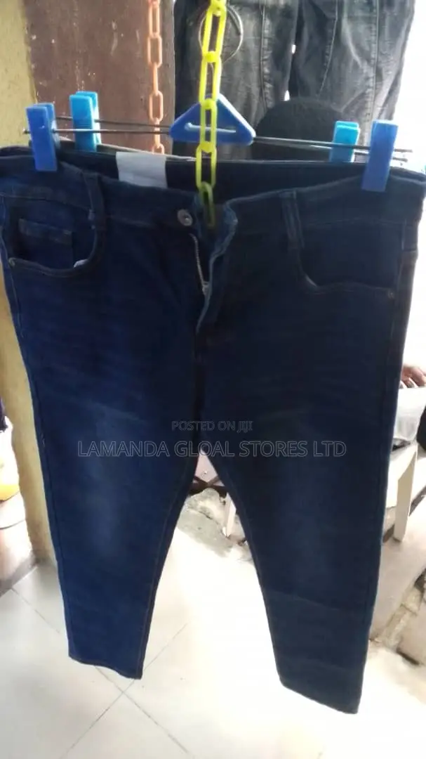 Men Plain Navy Blue Jean