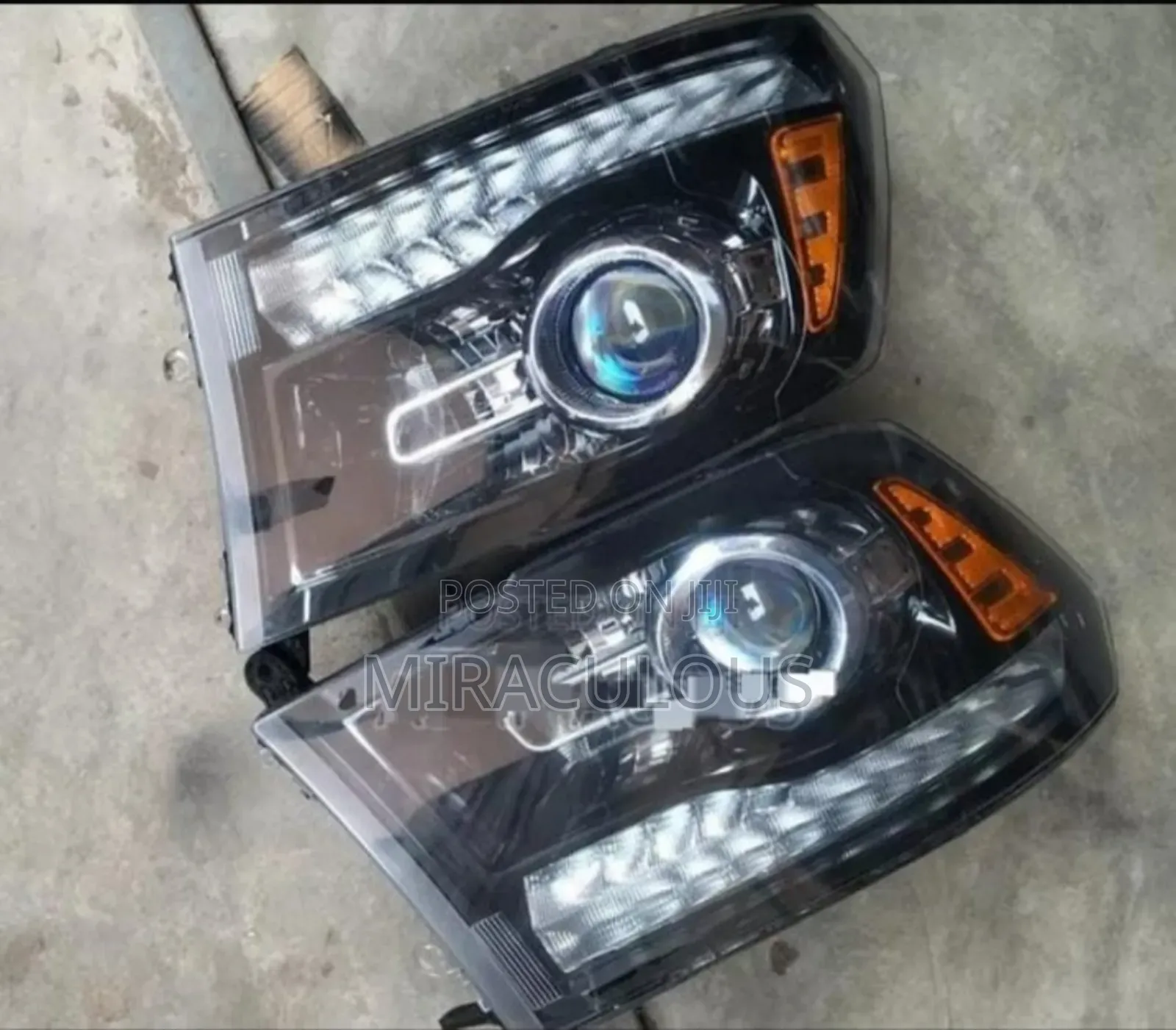 Headlight Dodge Ram 2012 Model Set