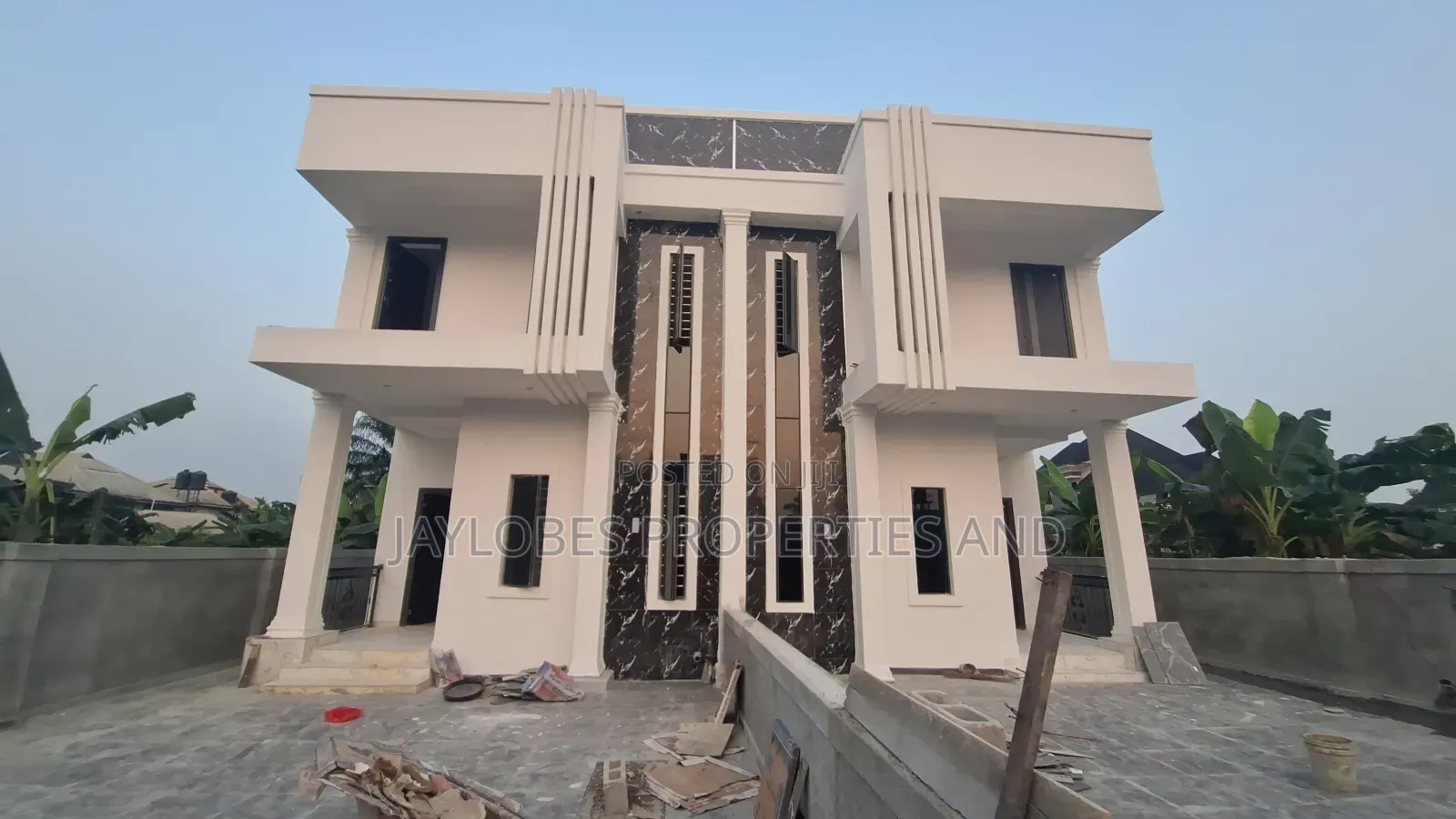 8bdrm Duplex in Ivory Height, Obio-Akpor for sale