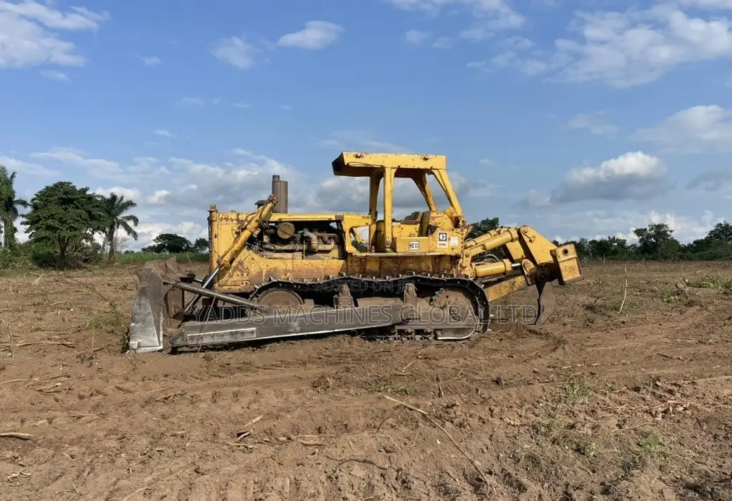 D8k Bulldozer Available for Agric Land Preparation