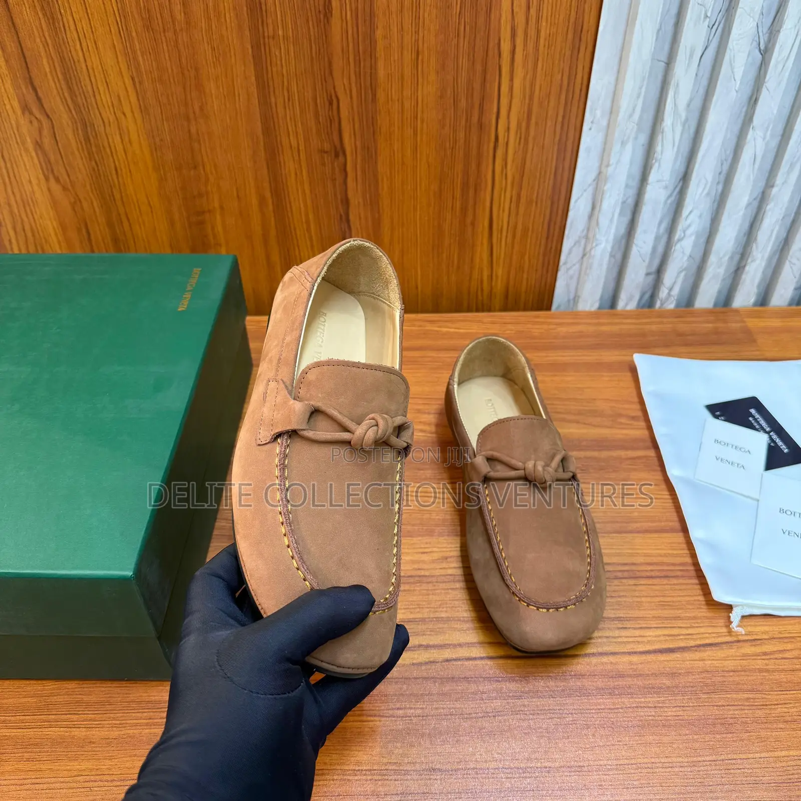 Bottega Veneta Daddy Loafer.