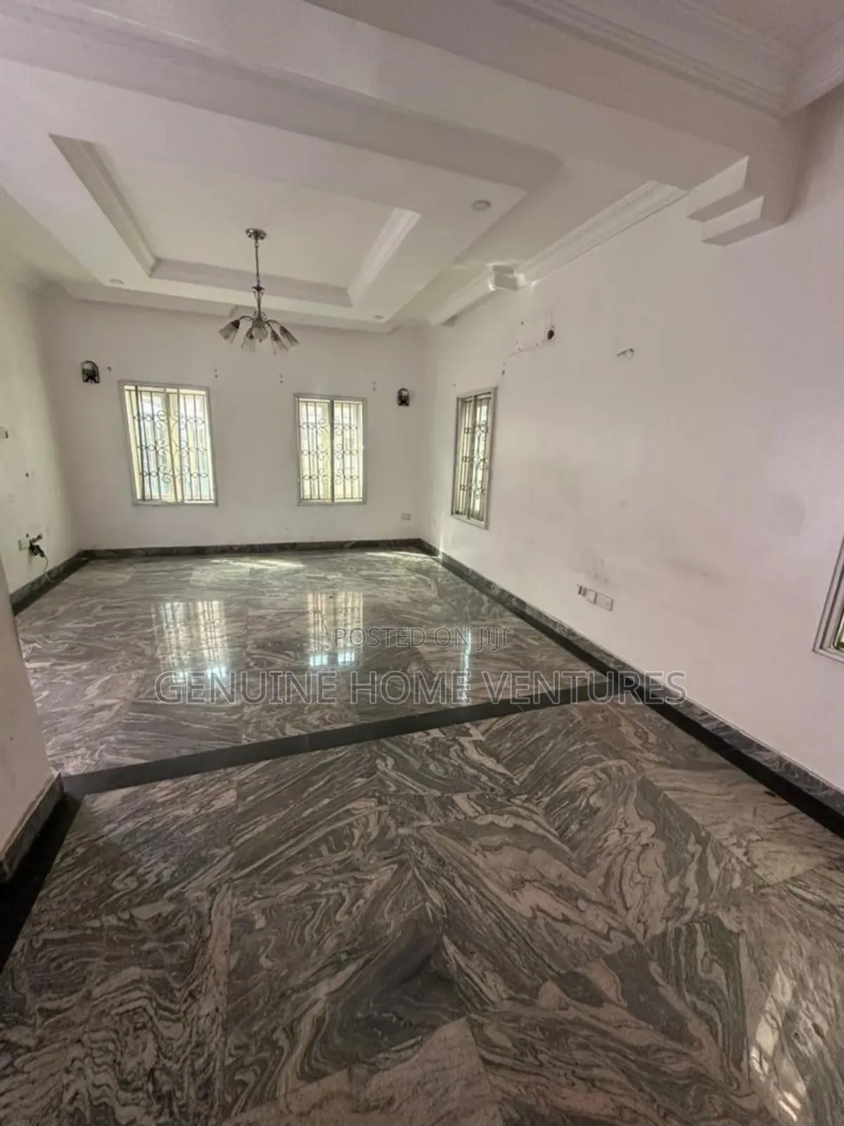 Studio Apartment in Osapa London for rent