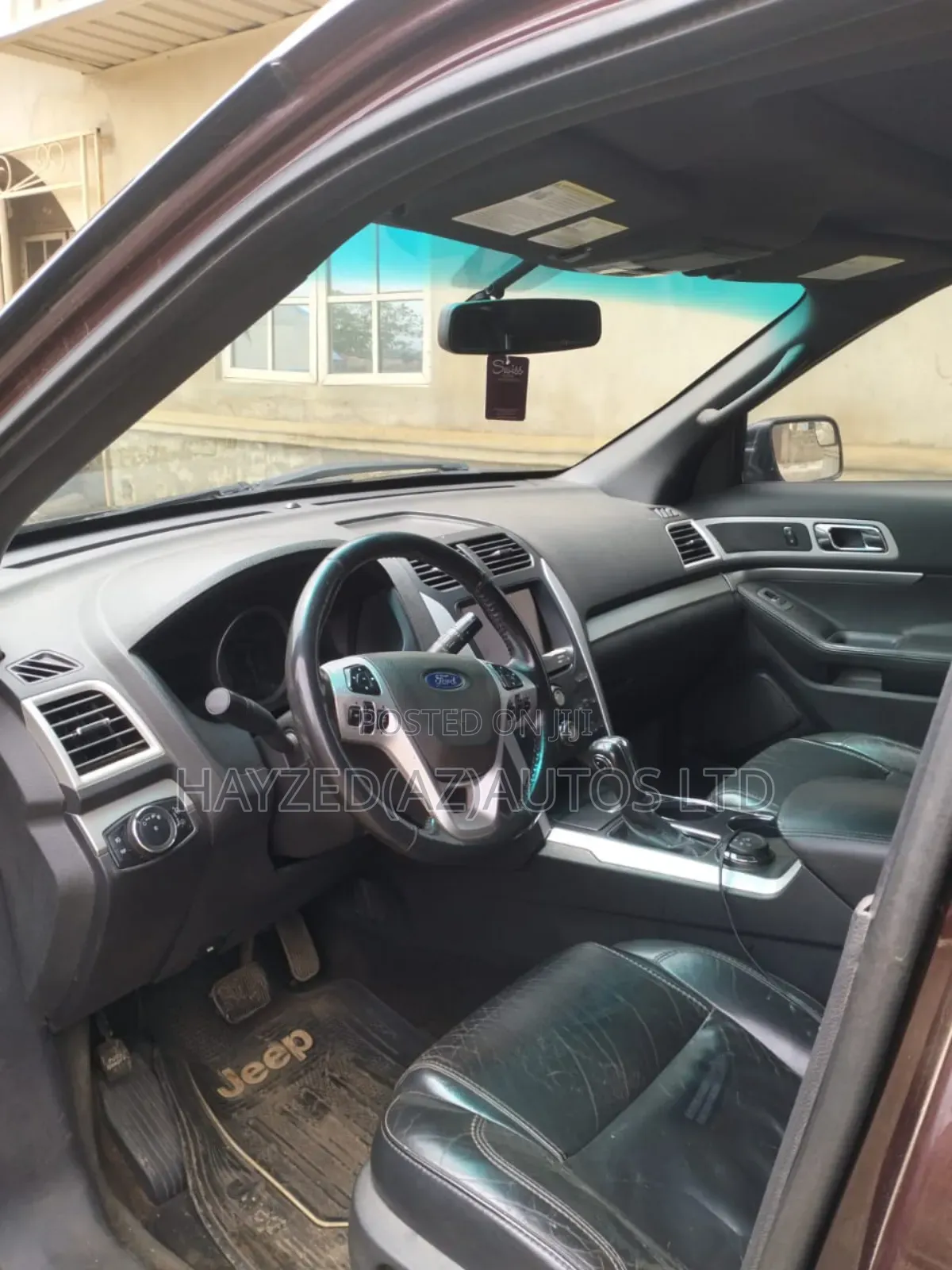 Ford Explorer Base 4dr 4x4 (3.5L 6cyl 6A) 2012 Brown