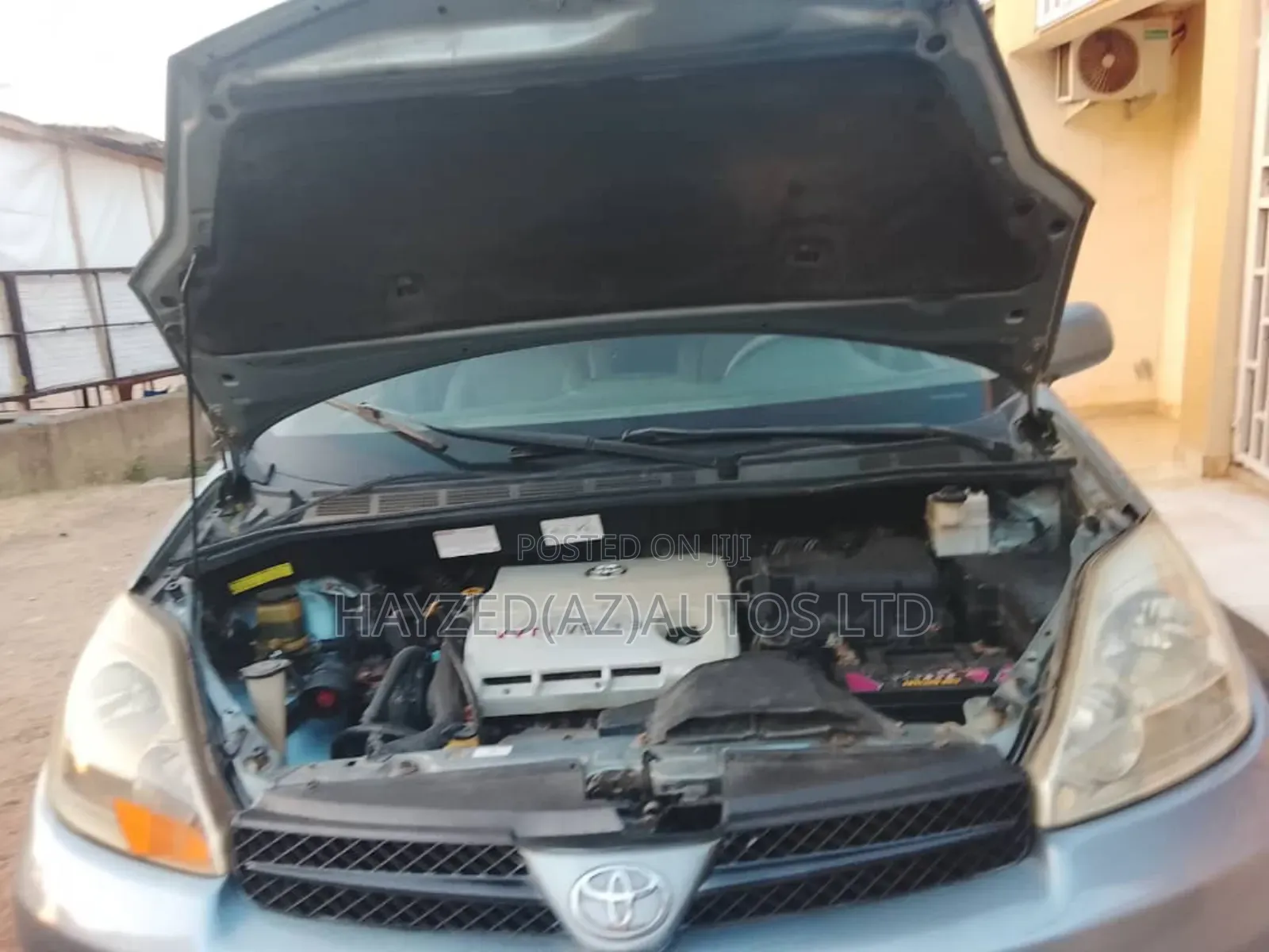 Toyota Sienna XLE 2005 Blue