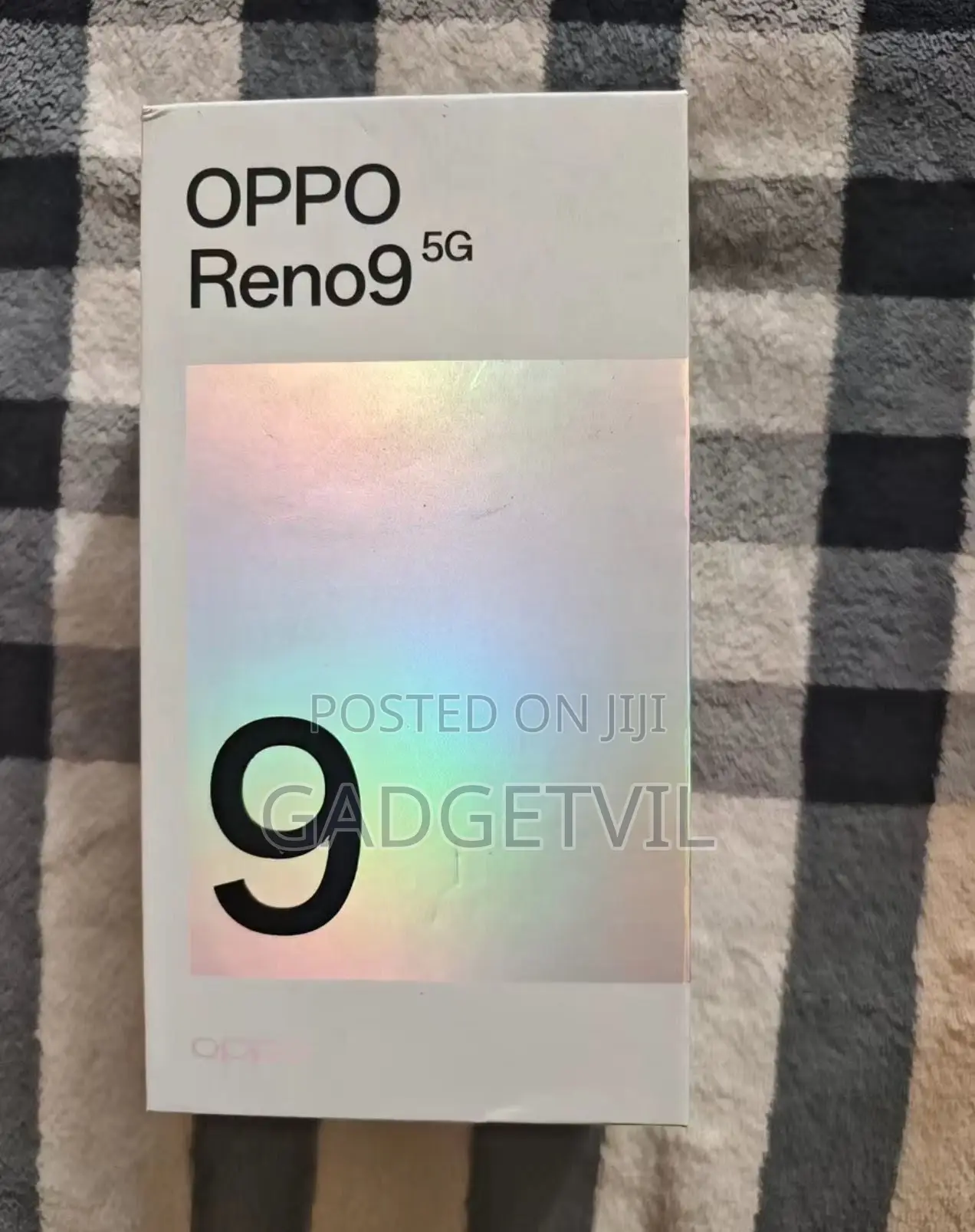 New Oppo Reno9 256 GB Gold