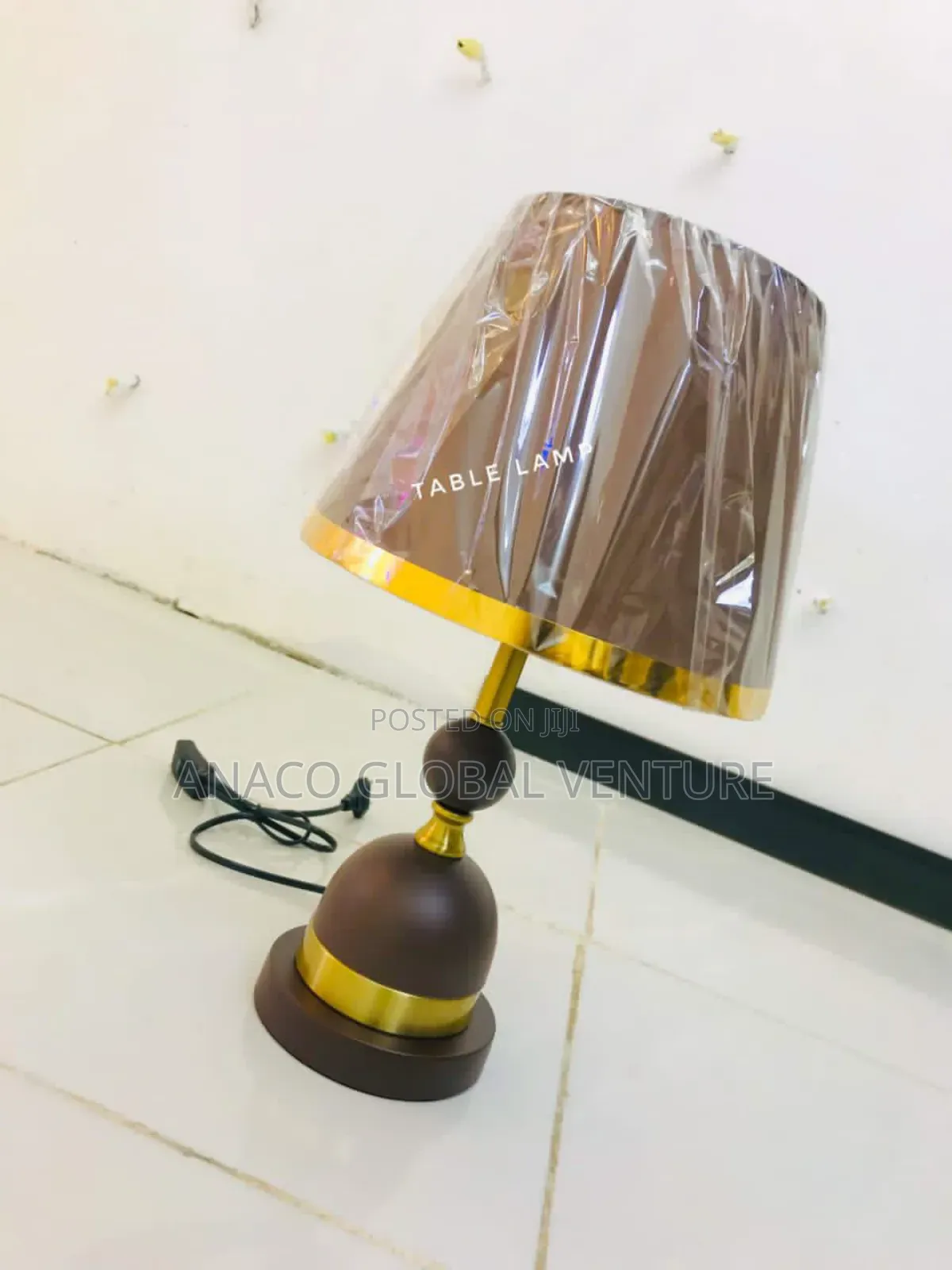 Classic Table Lamp for Your Bedrooms
