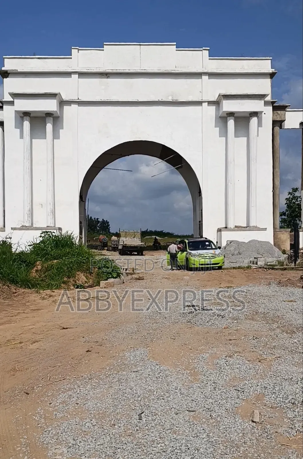 Plots of Land for Sale in Moniya