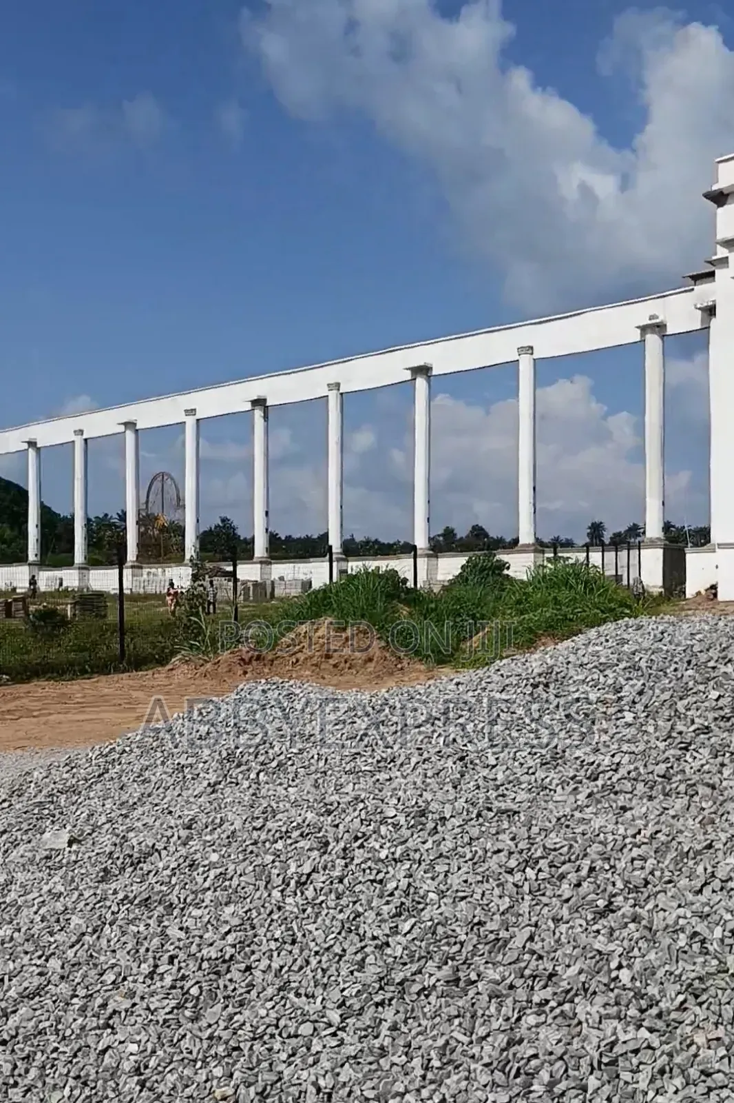 Plots of Land for Sale in Moniya