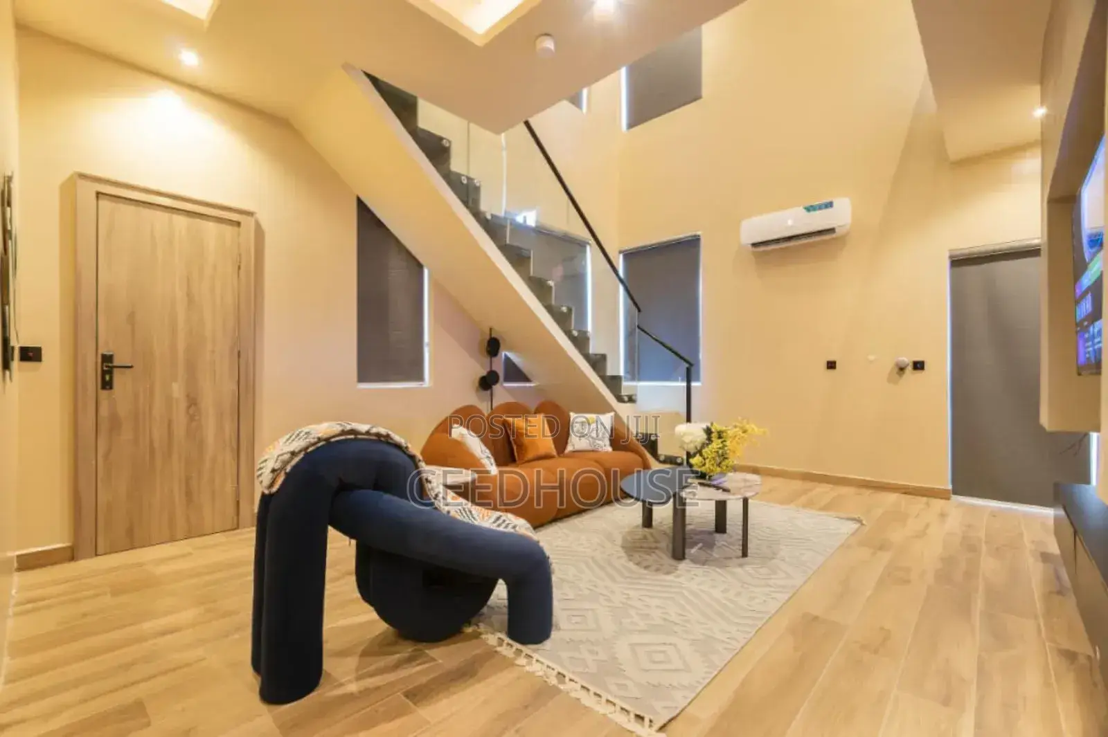 Luxurious 1 Bedroom Loft With Swimming Pool