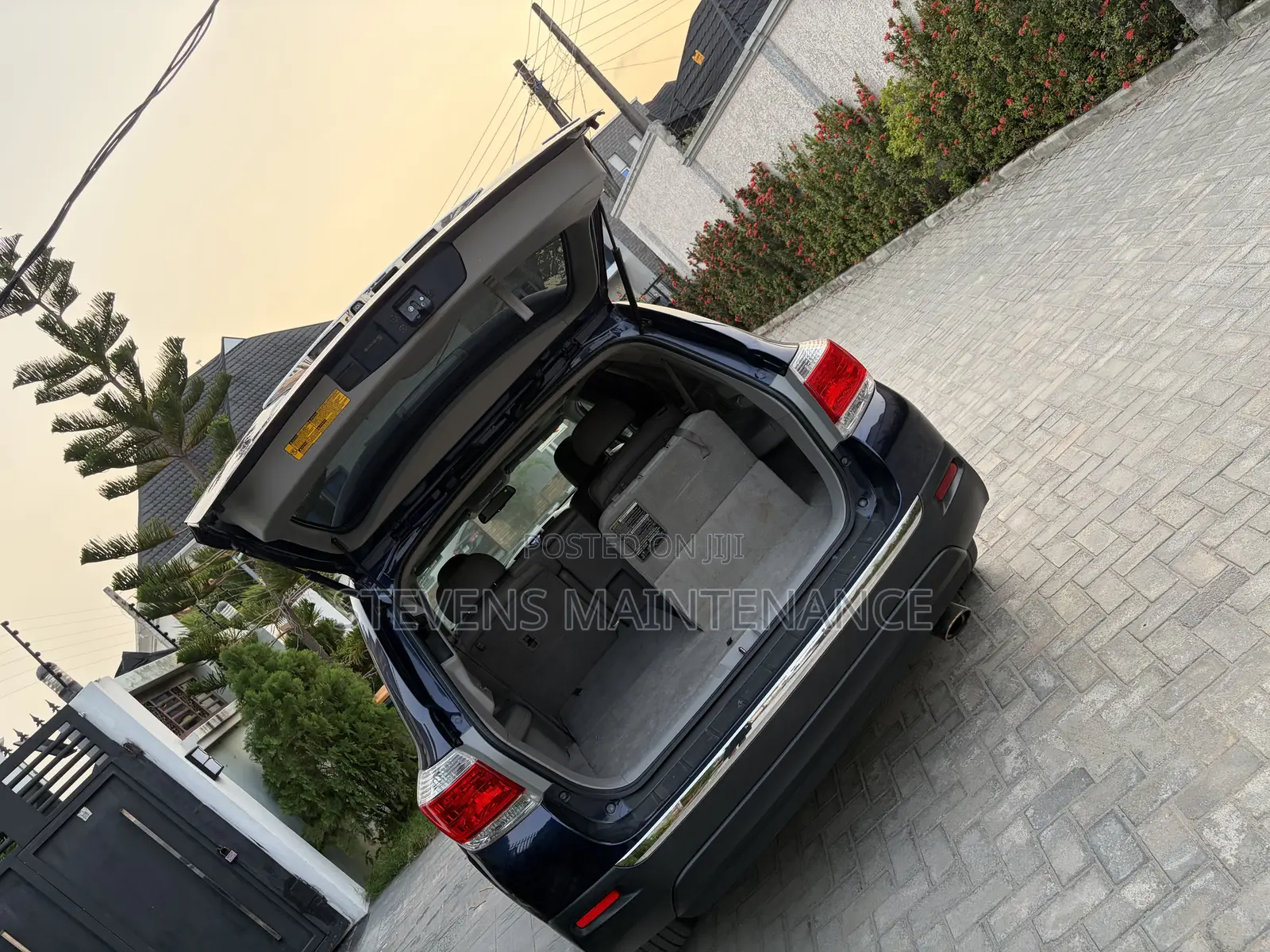 Toyota Highlander 3.5L 4WD 2013 Blue
