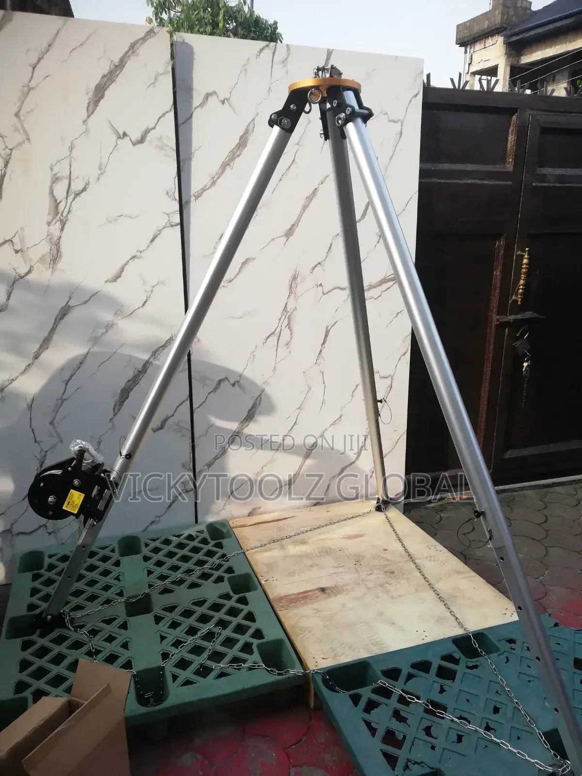 Alligator Clamp Prism Pole Tripod Stand With Winch