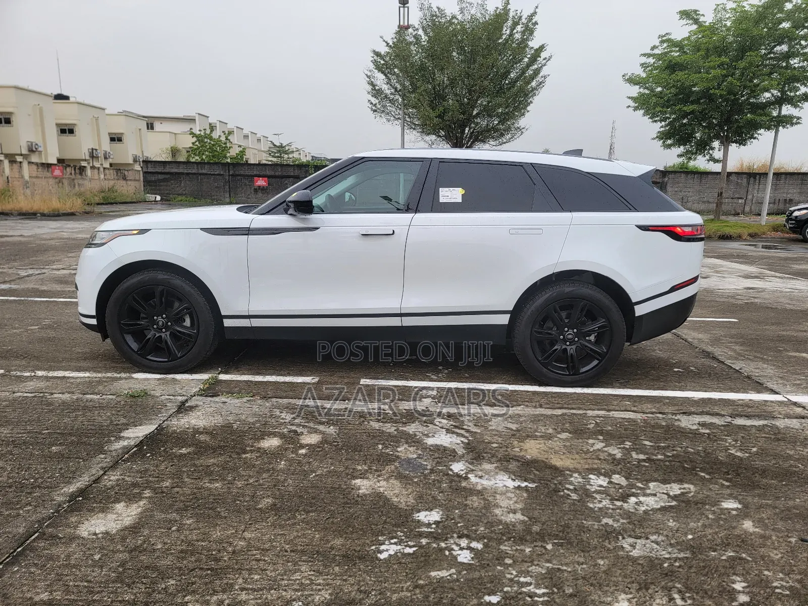 Land Rover Range Rover Velar R-Dynamic S 2023 White