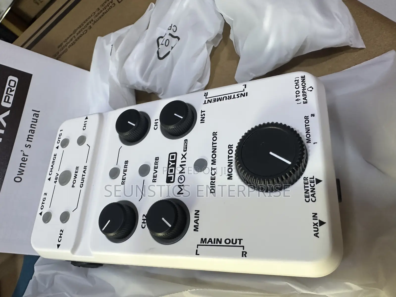 Joyo Momix Pro Audio Mixer for Smart Phone and Pc