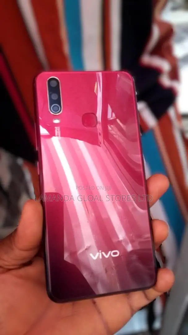 New Vivo Y17 64 GB Red
