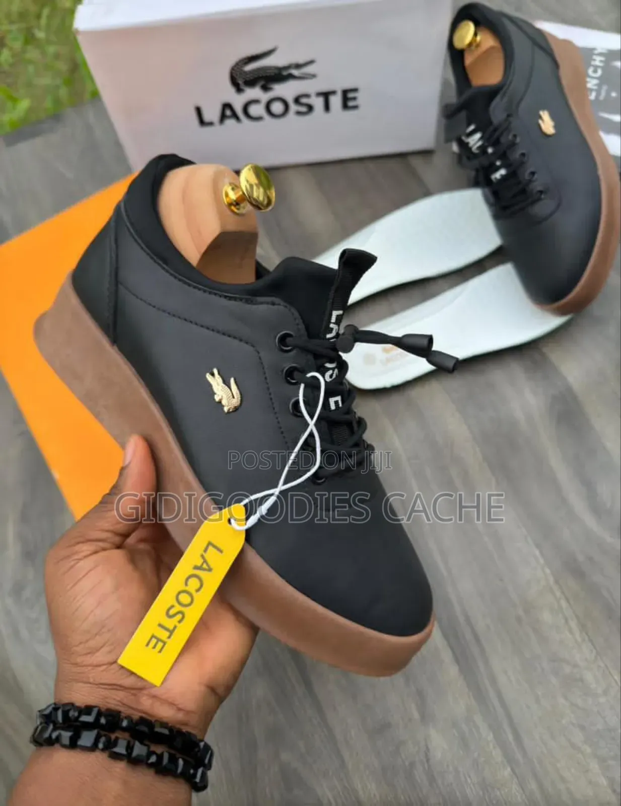 Lacoste Flat Shoes/Lace-up