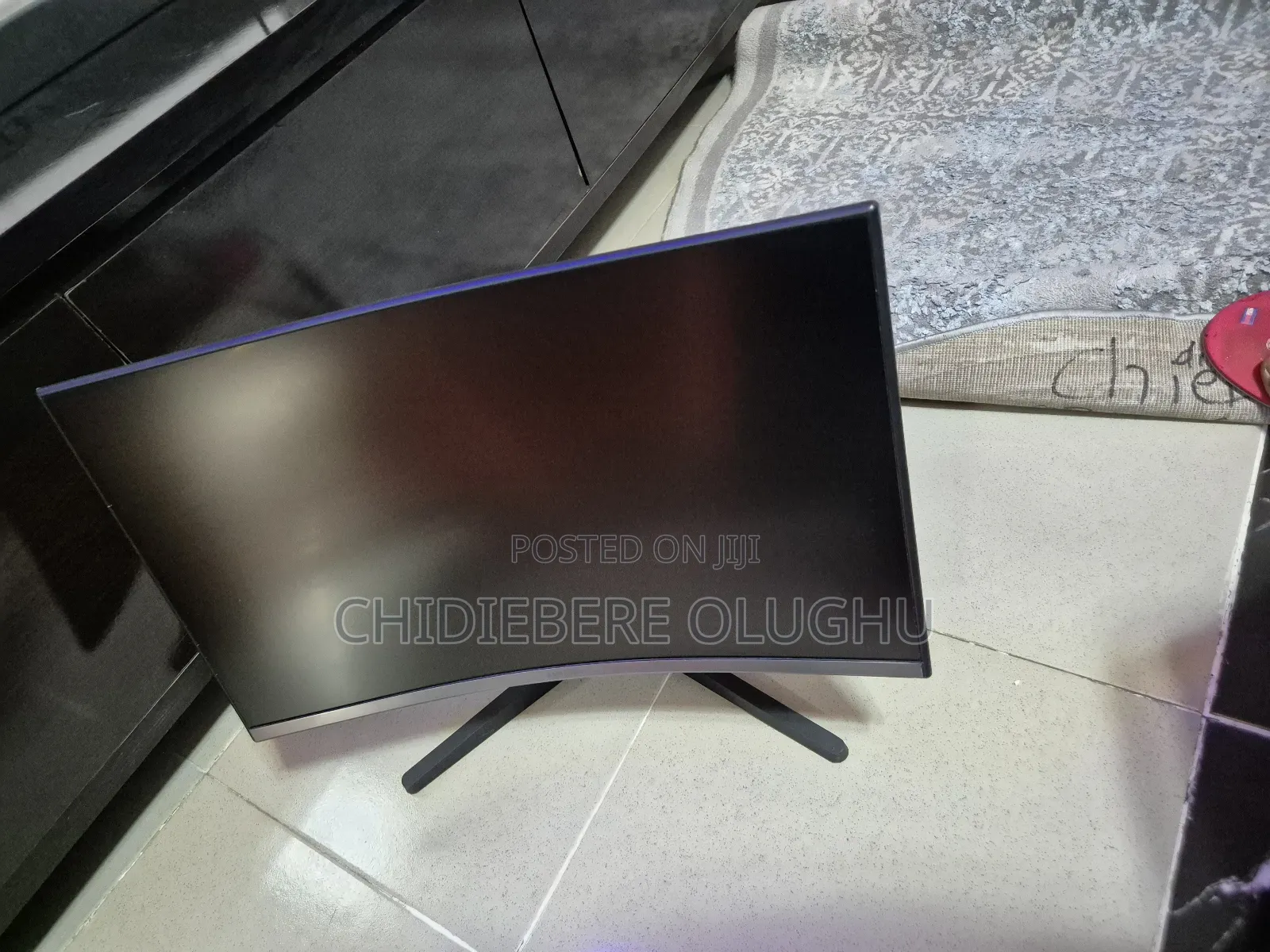 Samsung Curved 24inches Frameless Monitor