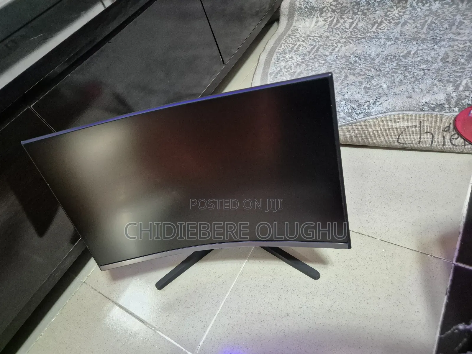 Samsung Curved 24inches Frameless Monitor