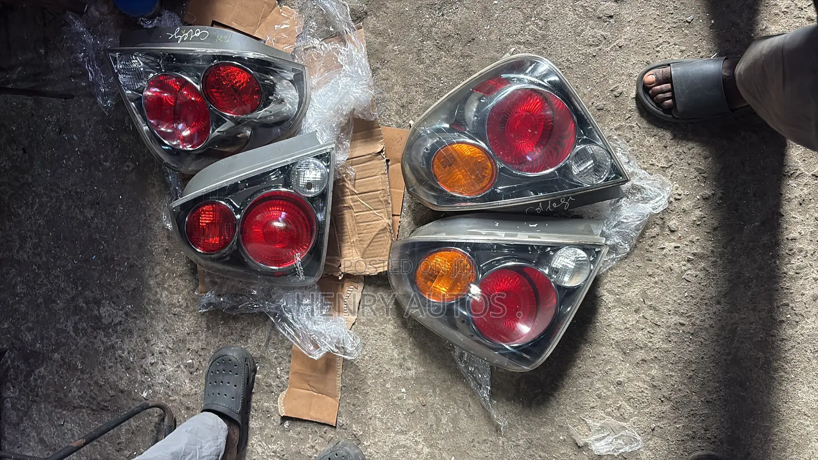 Set Rear Light Altima 2005