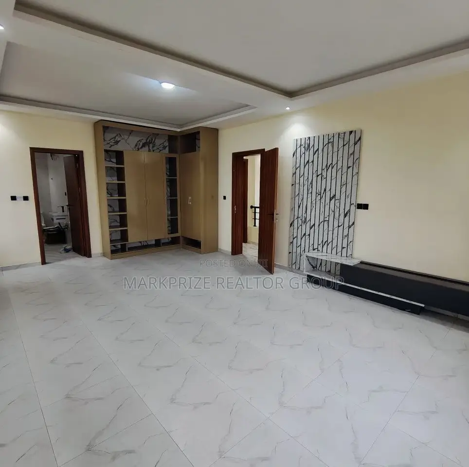 4bdrm Duplex in Wemco Ikeja Lagos for sale