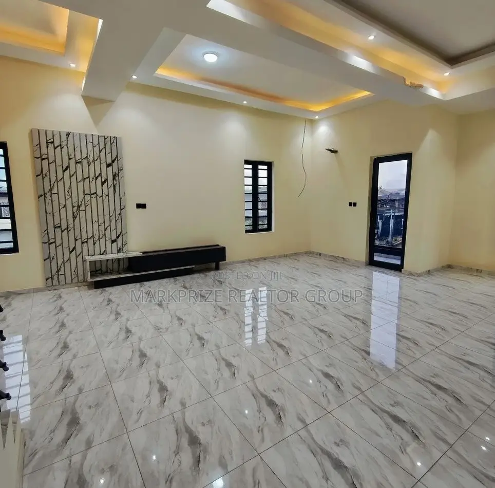 4bdrm Duplex in Wemco Ikeja Lagos for sale