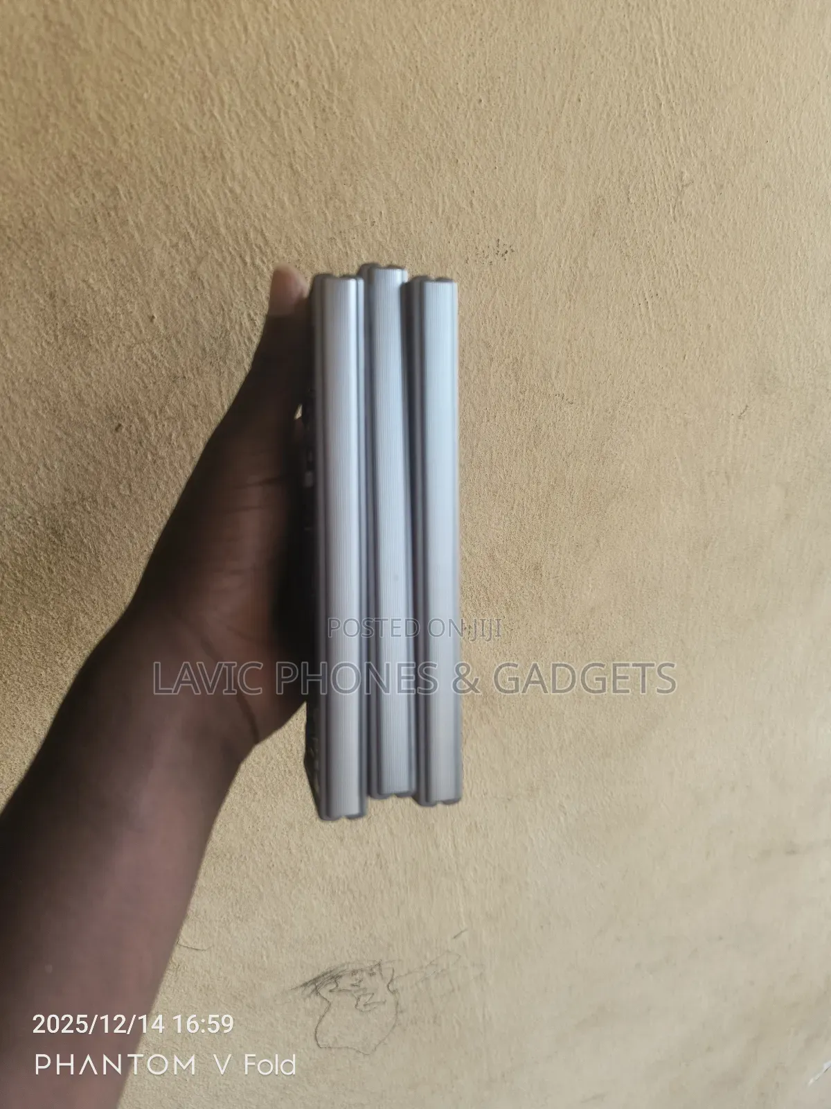Tecno Vfold 1 (Ad10) Screen